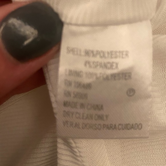 Like new size 0 Antonio Melani dress - Picture 5 of 6